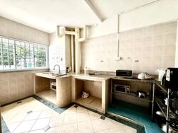 Blk 340 Jurong East Avenue 1 (Jurong East), HDB Executive #581297931